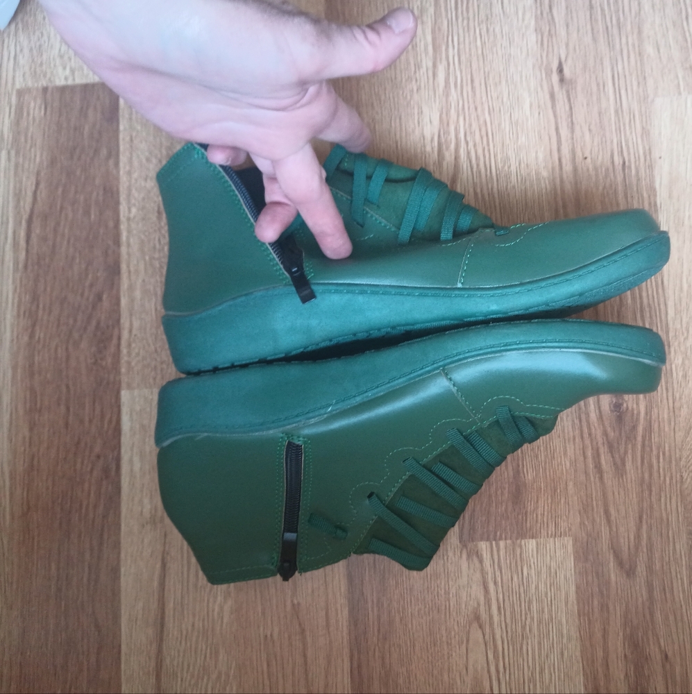 Ankle Shoes - Picture 3 of 8